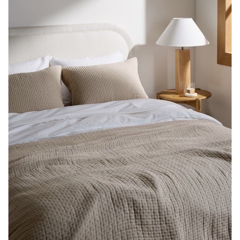 Parachute Air Organic Cotton Quilt King/cal King Bisque & 2 Kg Sz Shams NEW $398